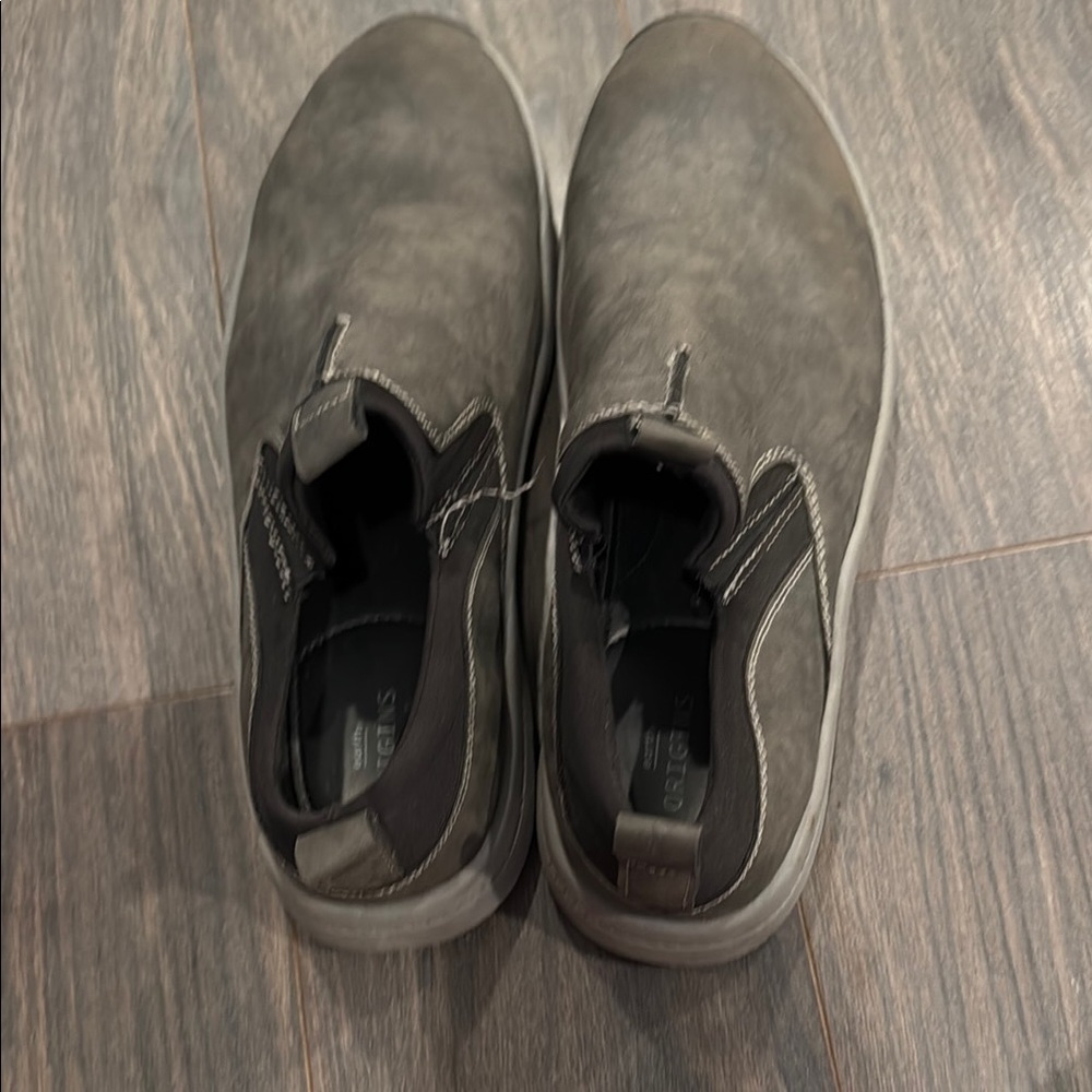 Earth origins Men's Gray Slip-On Shoes size 9 7:22